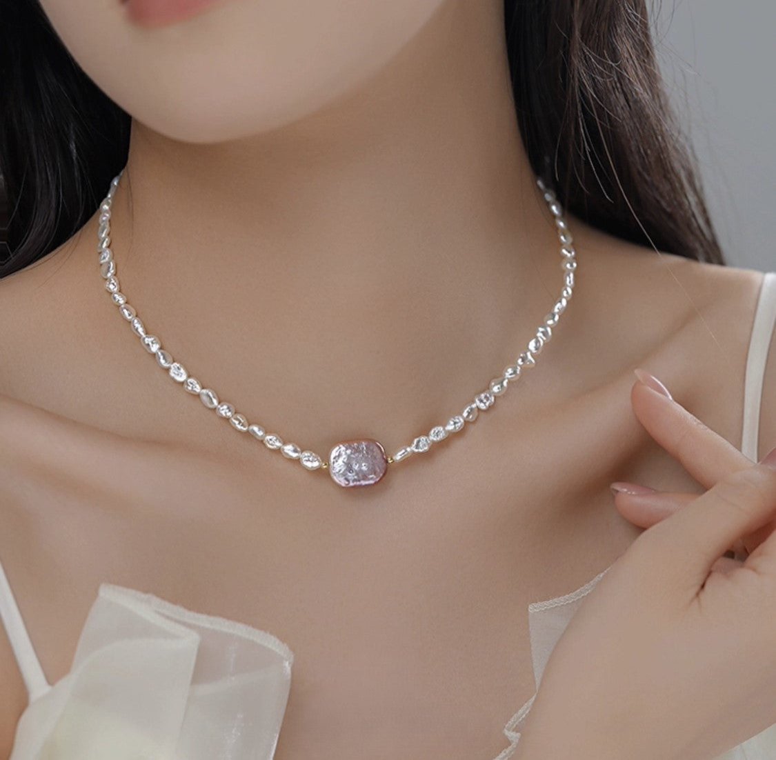 COLLIER SÉRÉNADE DE PERLES