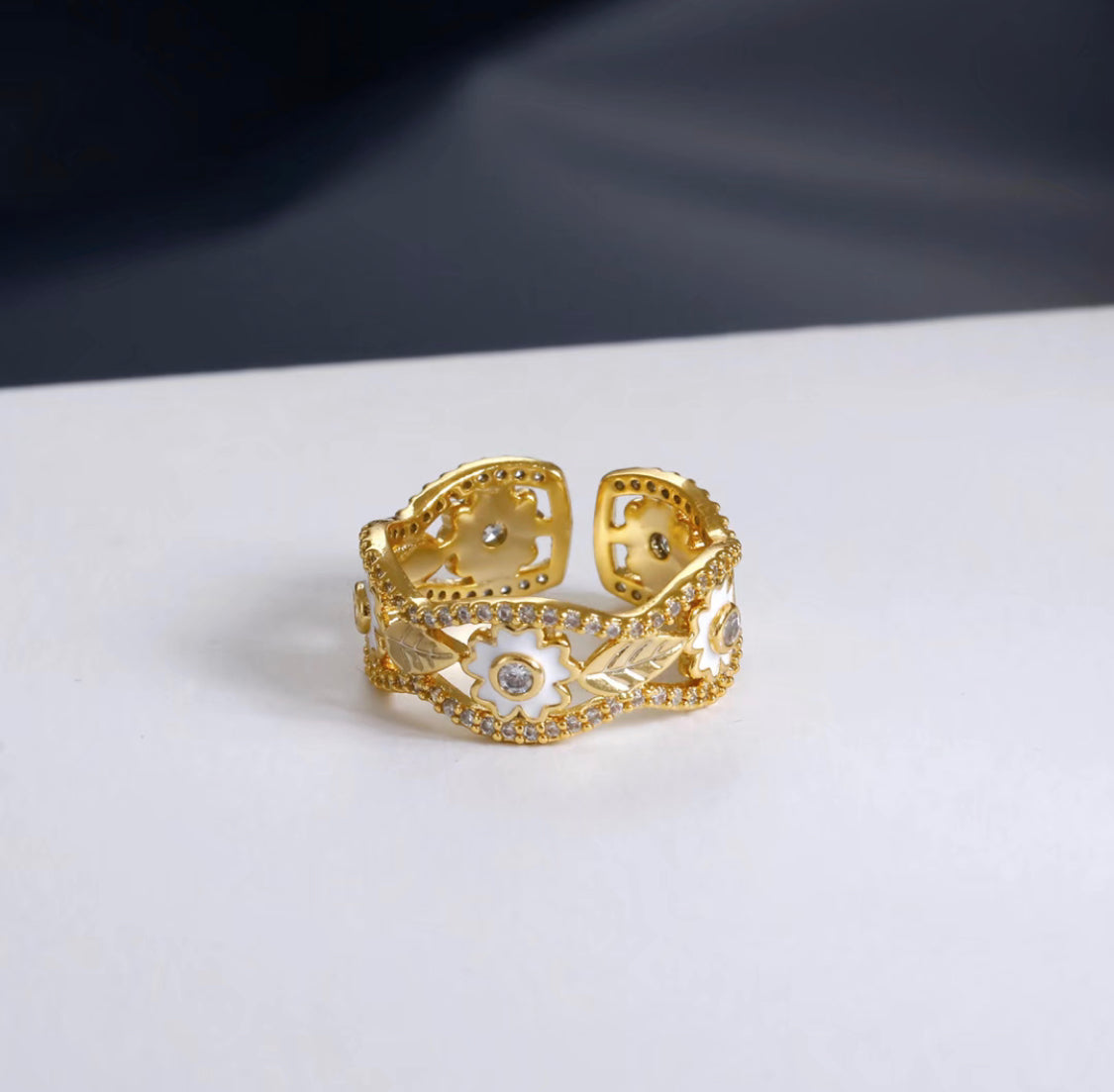 GoldenHalo Ring