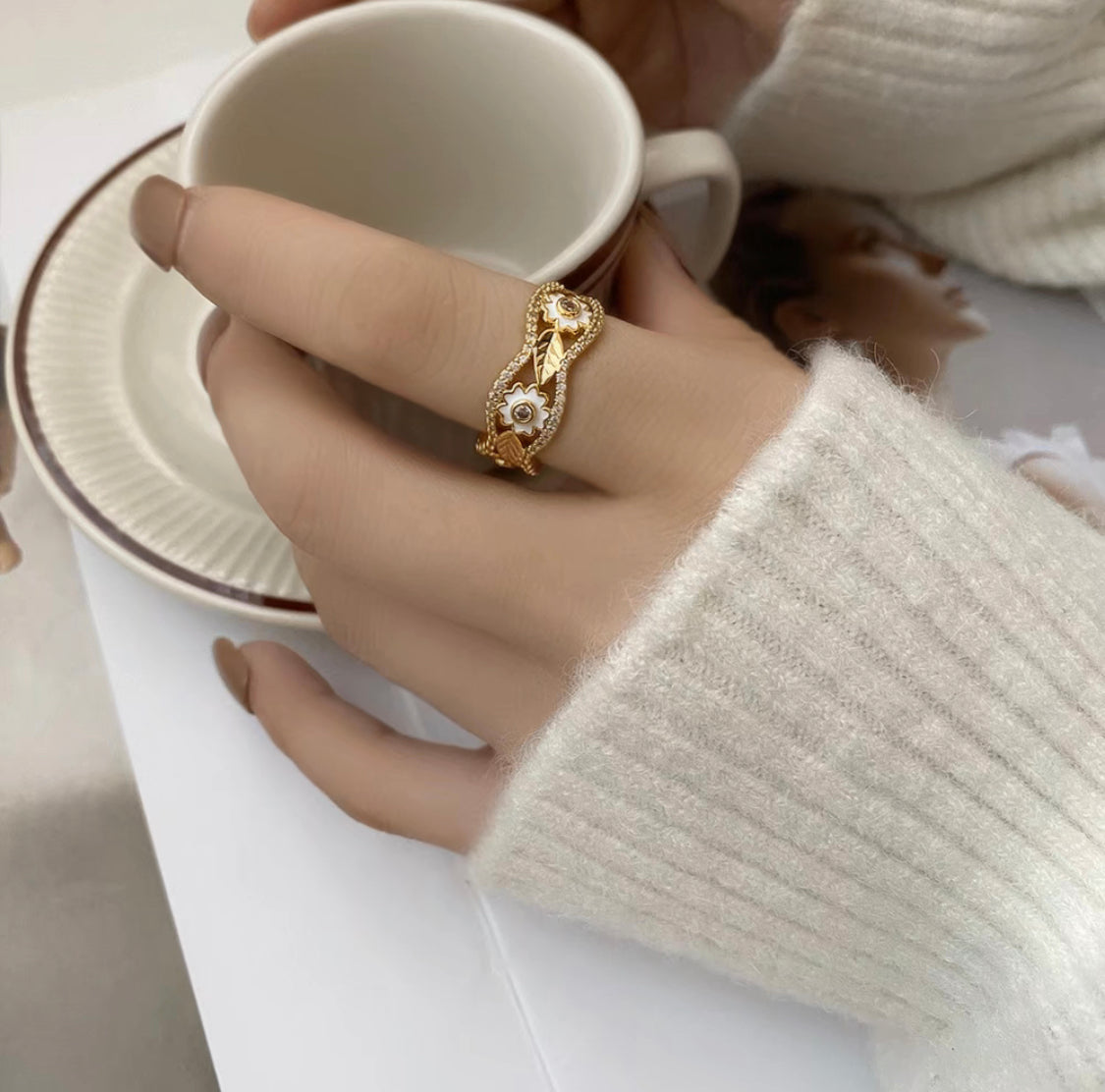 GoldenHalo Ring