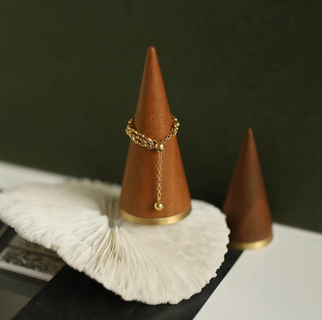 Pure Radiance Ring